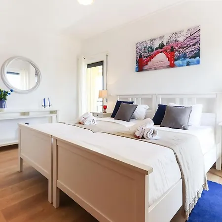 Expo Balcony By Homing Apartament